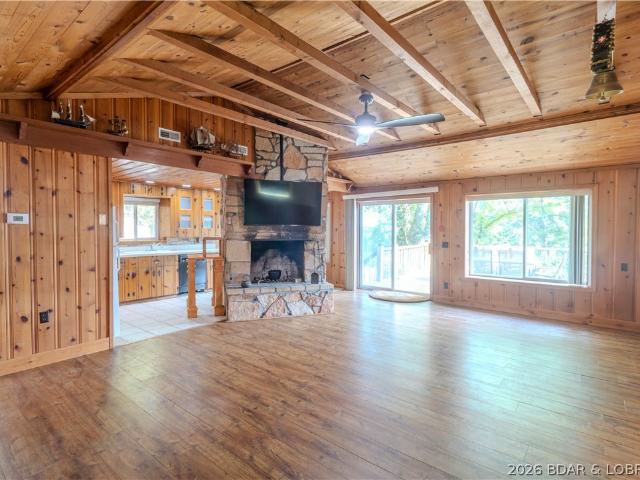30738 Honeysuckle Road