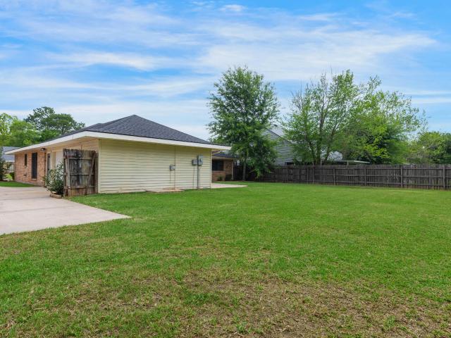 307 Celeste Dr, New Iberia, LA 70560 | MLS #2600003