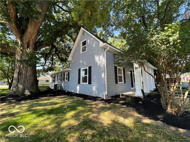 307 E Wall Street
