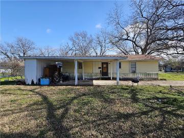 307 E State St, Groesbeck, TX 76642 | MLS #228268