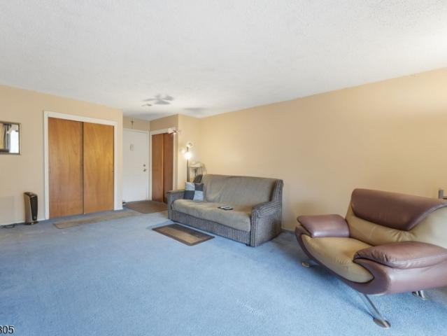 307 Edison Glen Ter