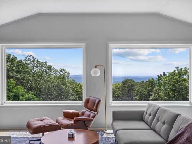 307 Fox Run Lane