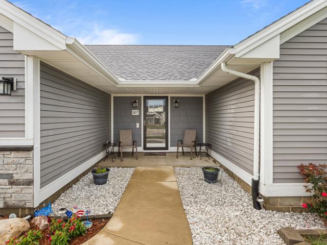 307 Horseshoe Drive
