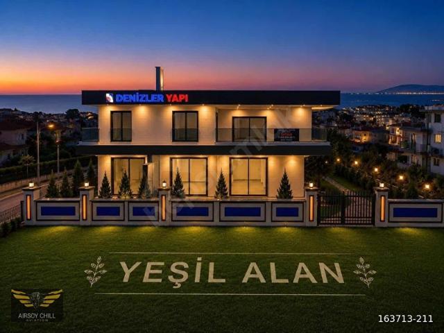 307 m2 Arsa içinde Yeşil Alan Cepheli Merkezi Sistem Lüks Villa