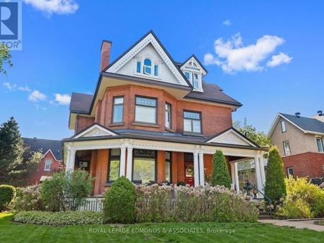 307 Maple Avenue, Pembroke, ON, K8A 1L8 house for sale | Listing ID X12735 | Royal LePage
