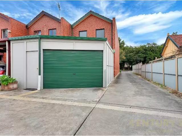 307 Melbourne Street, North Adelaide Townhouse for rent Liste.
