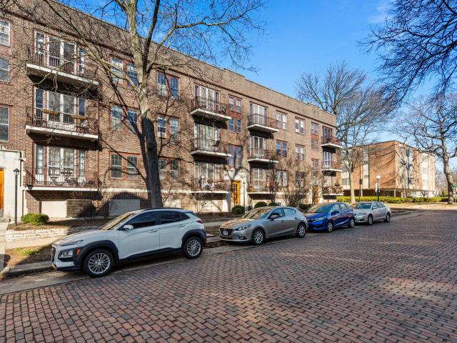 307 N Prairie Street # 3