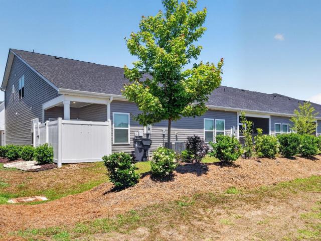 307 Sandridgebury Dr. 307