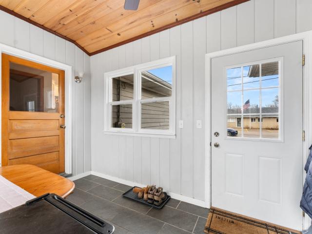 307 SE 8th Avenue