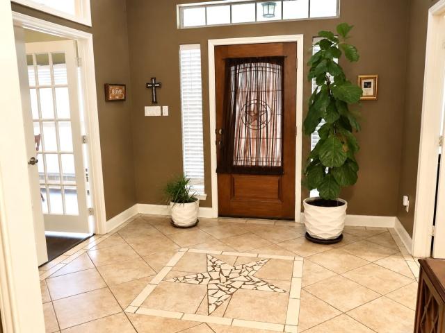 307 Standing Oaks Lane