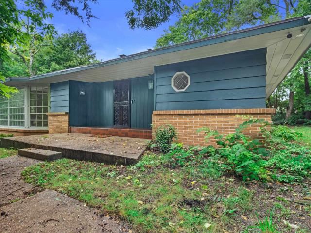 307 Prospect Avenue