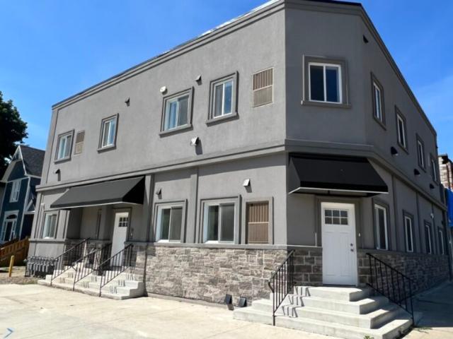 307 Wellington – Unit 1