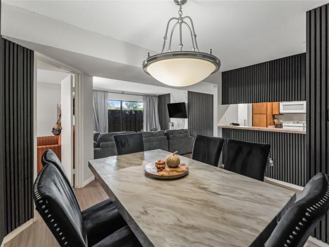 3085 Walnut Bend Lane 11