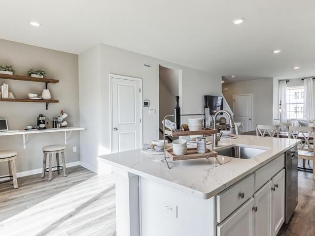 3086 Martha Way