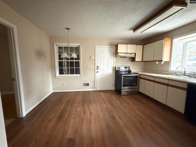 3086 Rosiland Drive