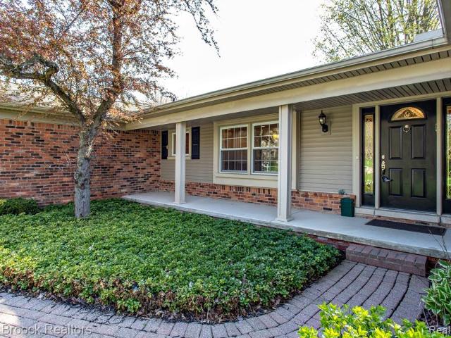 30882 Oak Valley Drive