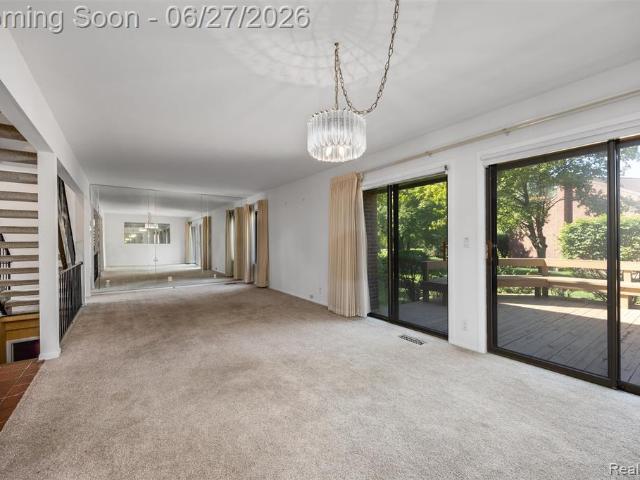 3082 Lindenwood Drive