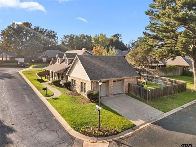 308 Canterbury Ct, Tyler, TX 75703 | MLS #21069