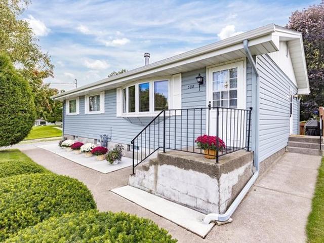 308 E Willow St, Duluth, MN 55811