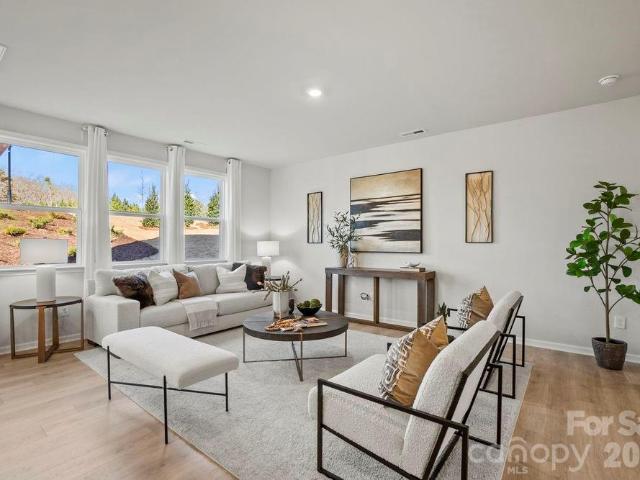 308 Fincastle Glen Road