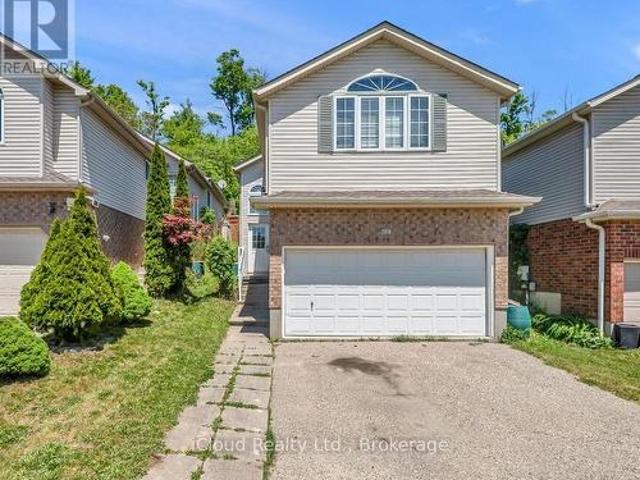 308 Keewatin Avenue, Kitchener, ON, N2B 3W3 house for sale | Listing ID X13591 | Royal LePage