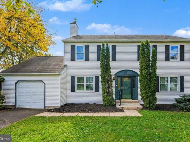 308 Hampton Circle #