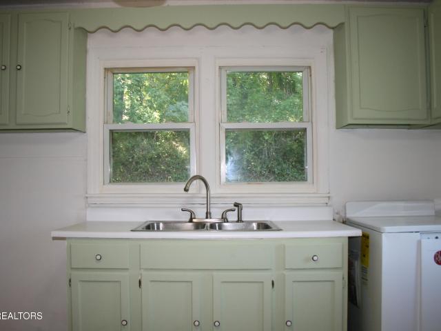 308 Highland Ave