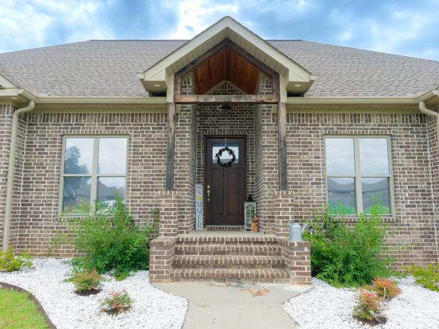 308 Oak Tree South