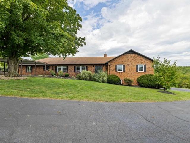 308 Stonewall Rd, Weyers Cave, VA 24486