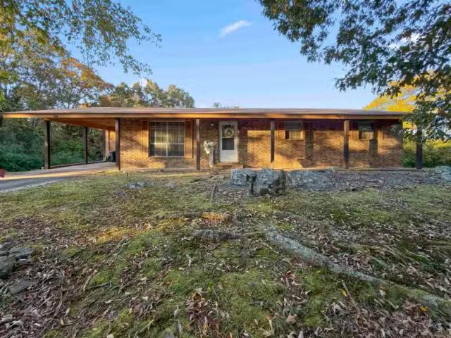 308 W NESBITT AVE, PLUMERVILLE, AR 72127