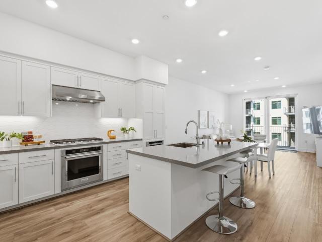 308 Torrey Pine Terrace 507