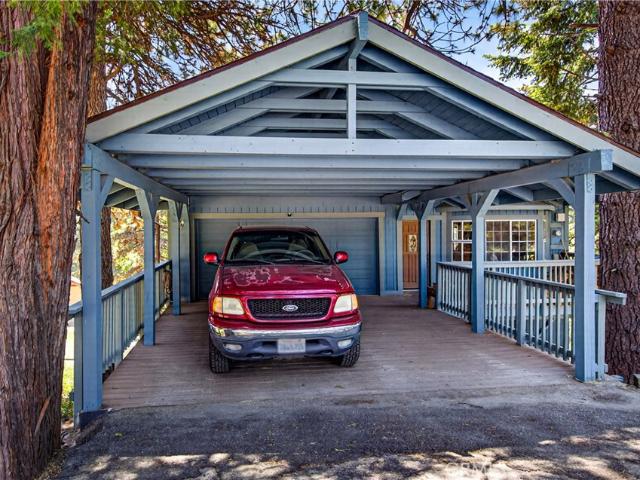 30949 Wild Oak