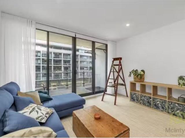 309/4 Anzac Parade, Campbell Apartment for rent Listed by Mik.