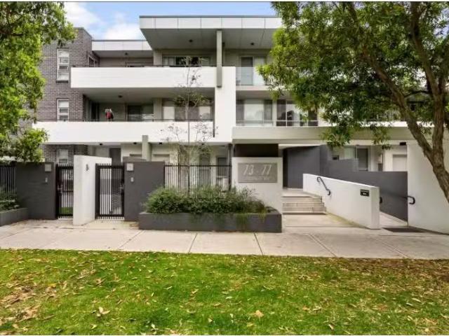 309/73 77 Courallie Avenue, Homebush West Apartment for rent.