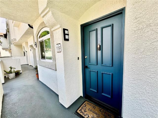 30902 Clubhouse 11F
