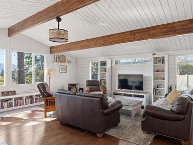 3090 Smith Creek Road, West Kelowna, BC, V4T 1M8 house for sale | Listing ID 10400 | Royal LePage
