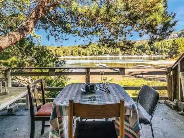 3092 Bay Rd, Qualicum Beach, BC, V9K 2L7 recreational for sa.