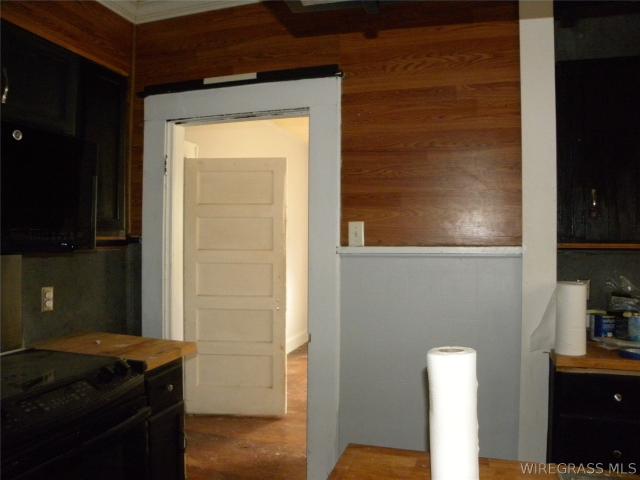 309 & 311 N Merrick Avenue