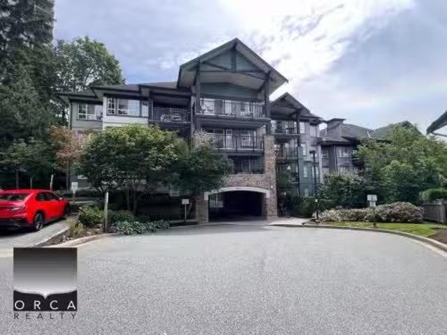 309 9098 Halston Court, Burnaby, BC, V3N 0A6 lease for lease.