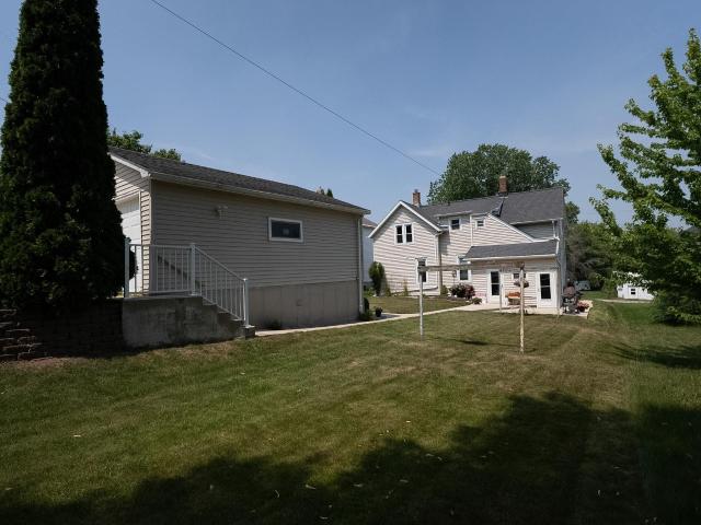 309 CLAY Street