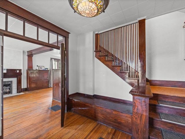 309 E Walnut Street