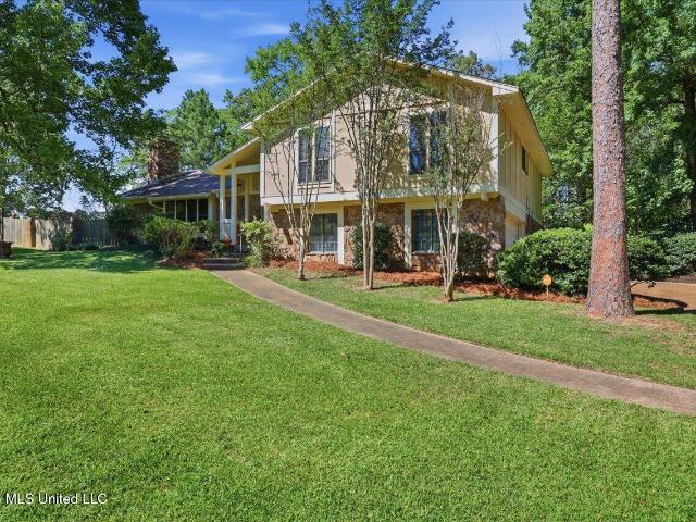 309 Longwood Drive
