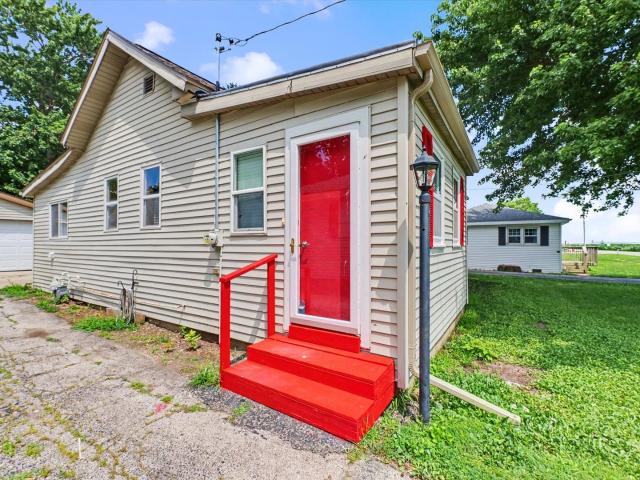 309 N First Street