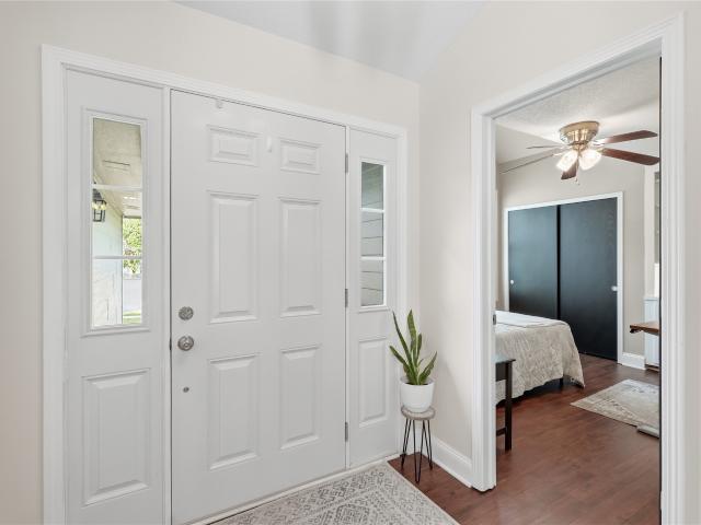 309 NW Winterberry Street