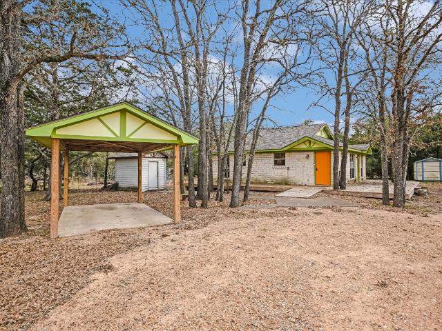 309 Stolle Ln, Flatonia, TX 78941 | MLS #5128
