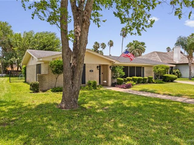 309 Palm Valley Drive W