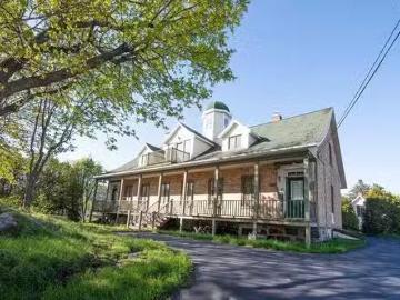 309 Rue Taché, Saint Pascal, QC, G0L 3Y0 house for sale Lis.