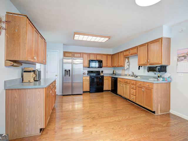 309 Russell Hill Estates Drive NW