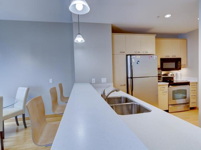 309 W Washington Ave, Unit 606, Madison, WI 53703 | MLS #2025