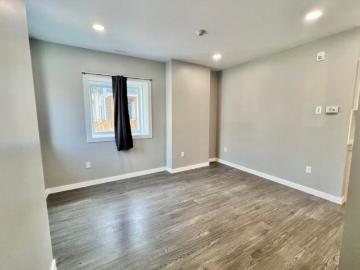 309 Wellington – 3 Bedroom, 2 Bathroom